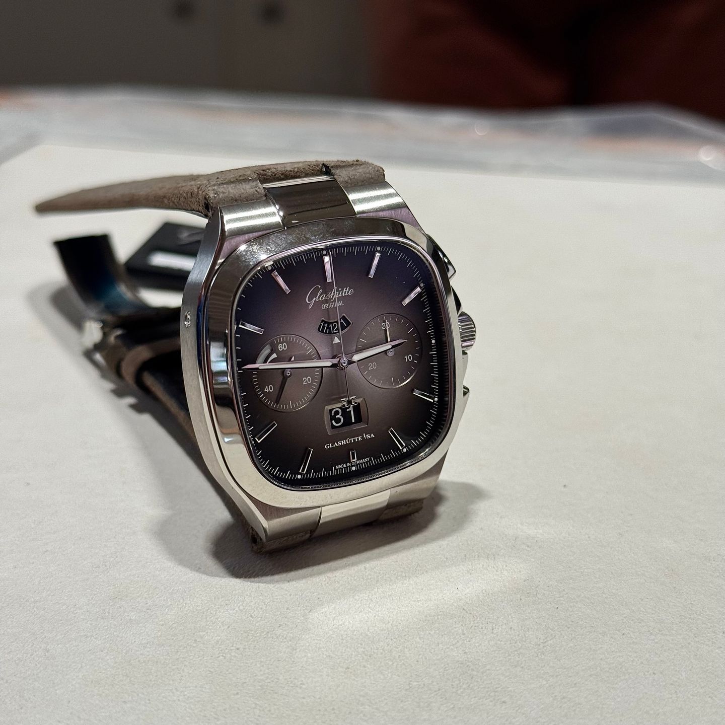 Glashütte Original Seventies Chronograph Panorama Date 1-37-02-05-02-35 - (2/4)