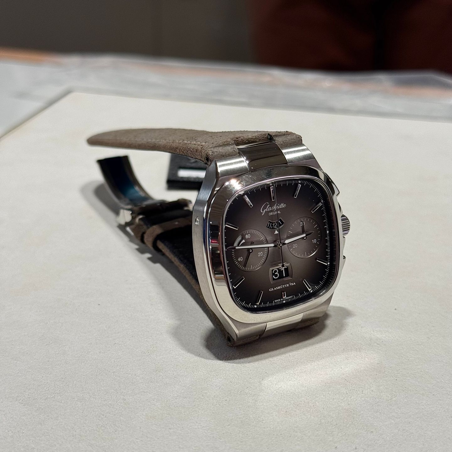 Glashütte Original Seventies Chronograph Panorama Date 1-37-02-05-02-35 - (4/4)