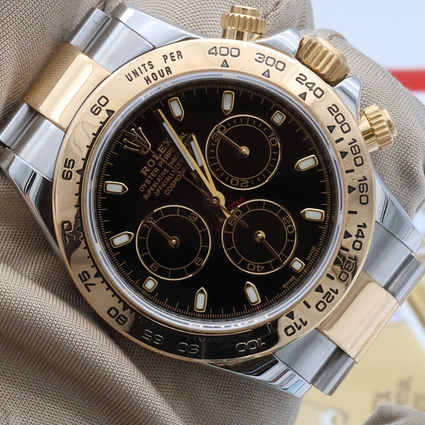 Rolex Daytona 116503 (Onbekend (willekeurig serienummer)) - 40mm Goud/Staal (2/8)