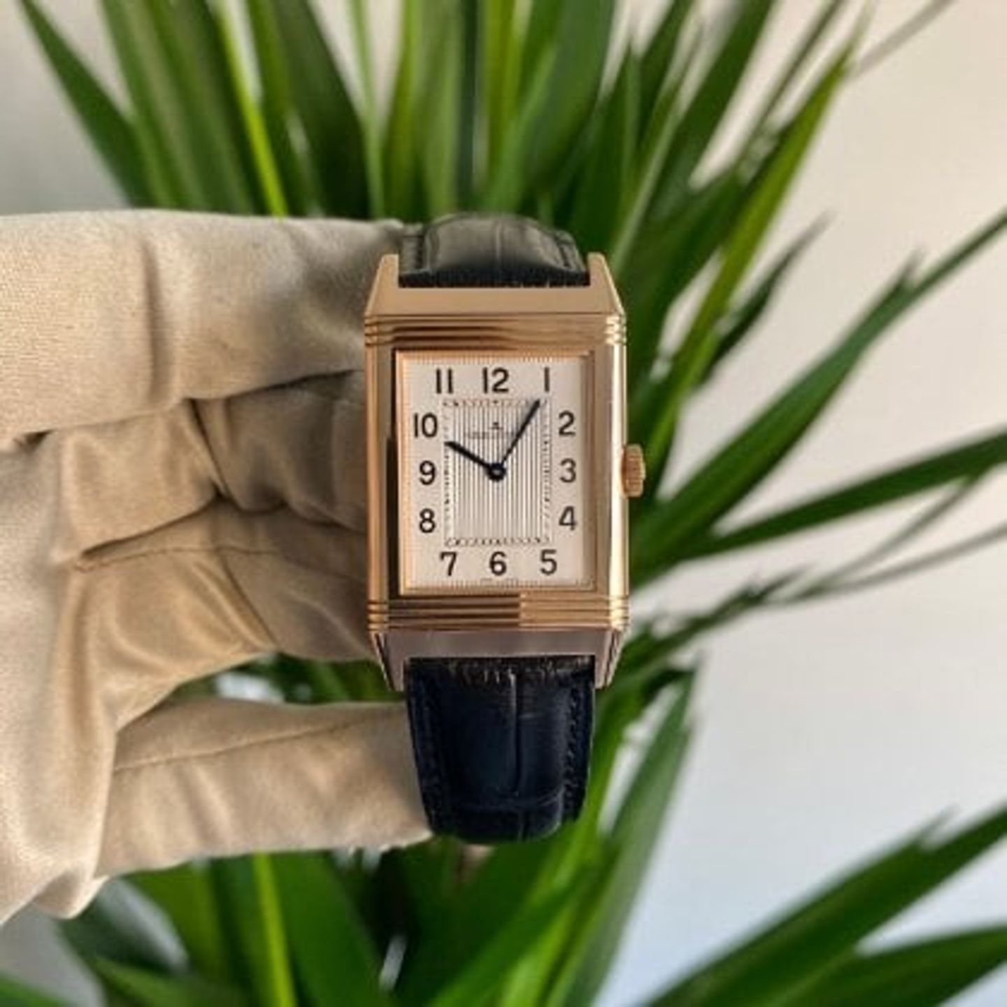 Jaeger-LeCoultre Grande Reverso Ultra Thin Q2782520 (2015) - Silver dial 27 mm Rose Gold case (2/8)