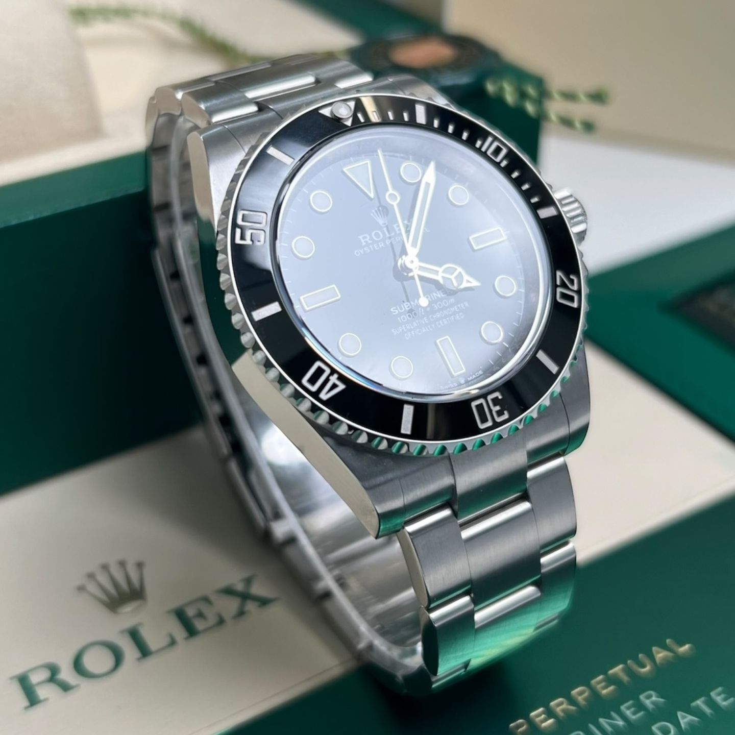 Rolex Submariner No Date 124060 - (2/6)