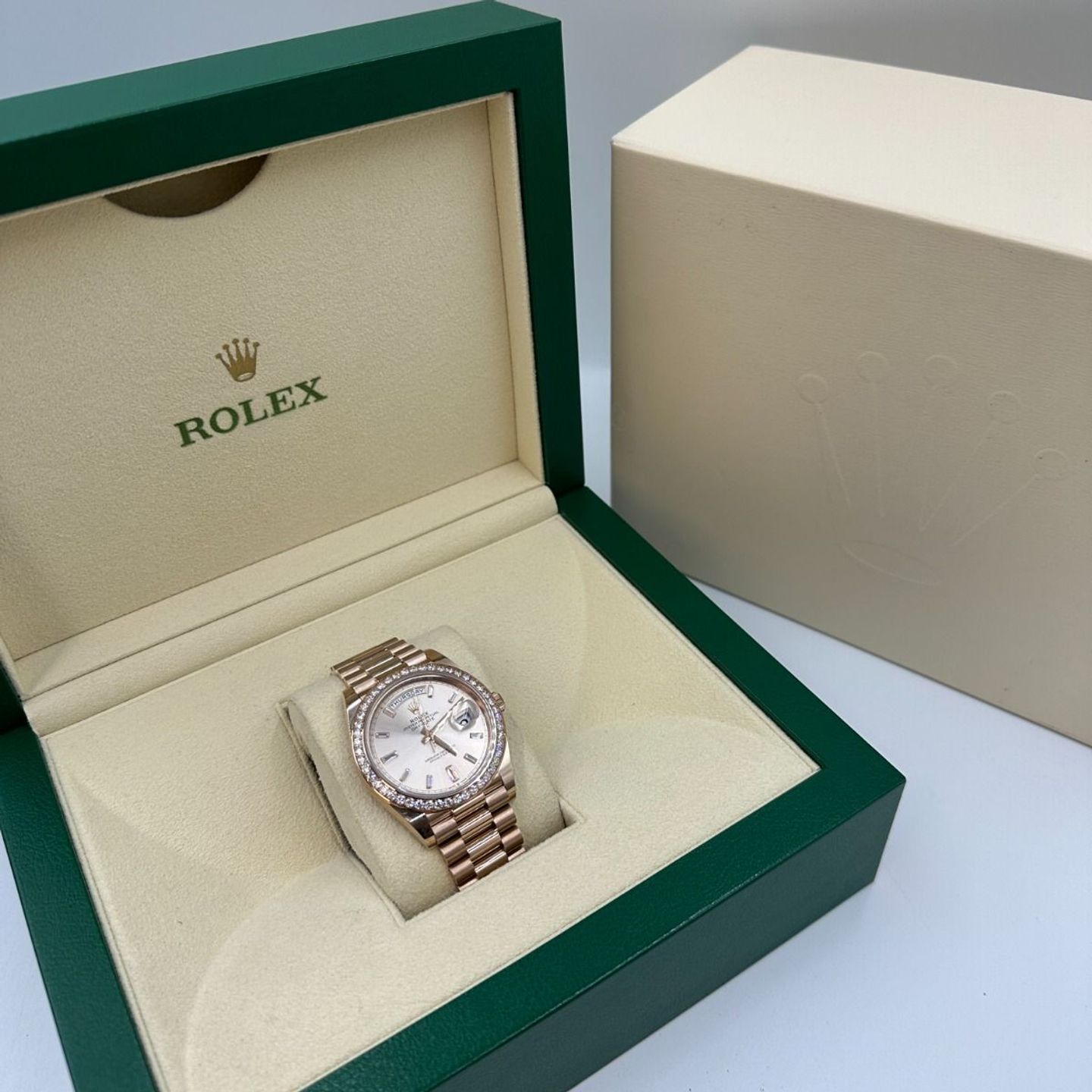 Rolex Day-Date 40 228345RBR (Onbekend (willekeurig serienummer)) - Roze wijzerplaat 40mm Roségoud (3/8)