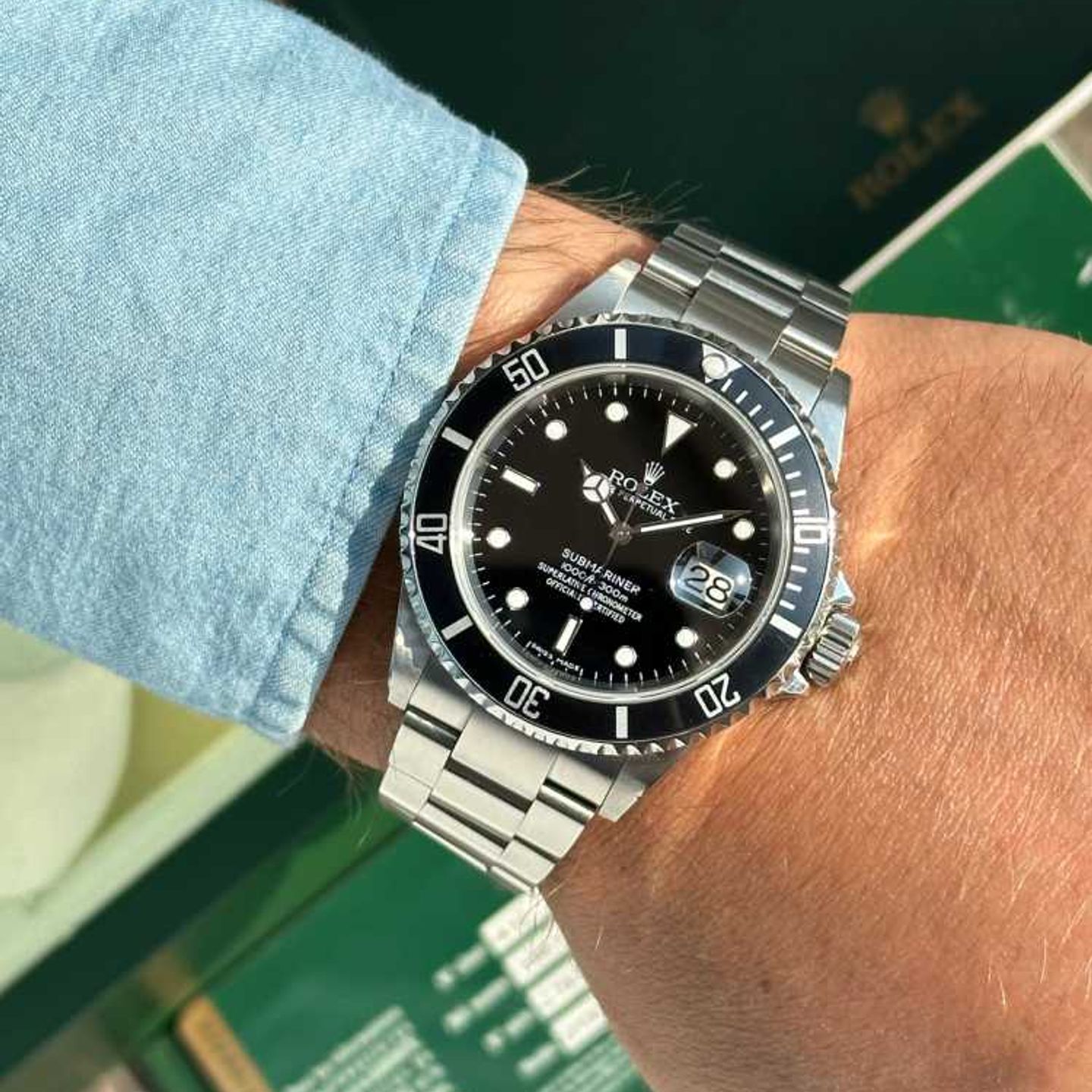 Rolex Submariner Date 16610 T (2007) - Zwart wijzerplaat 40mm Staal (2/8)