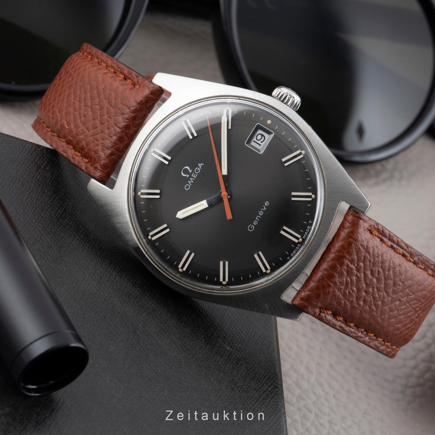 Omega Vintage 136.041  ST 136.0041 - (2/8)