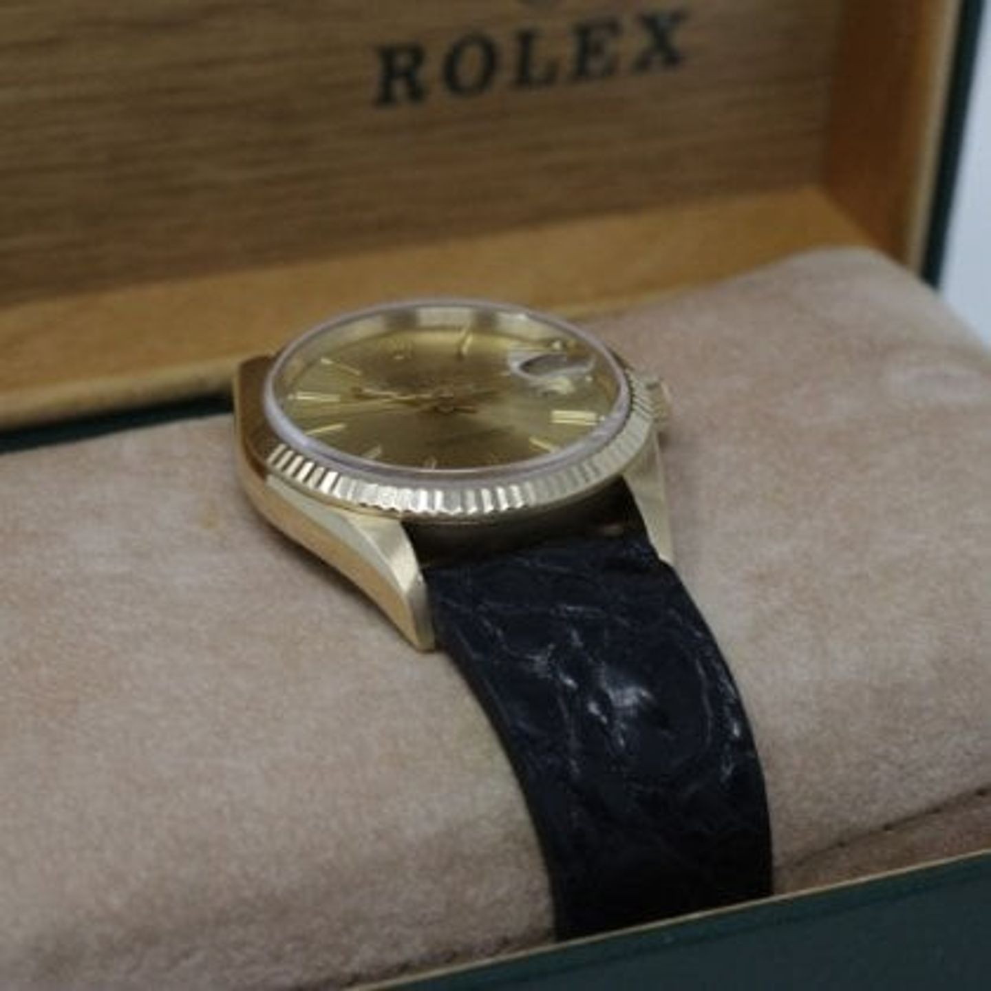 Rolex Oyster Perpetual Date 15238 - (8/8)