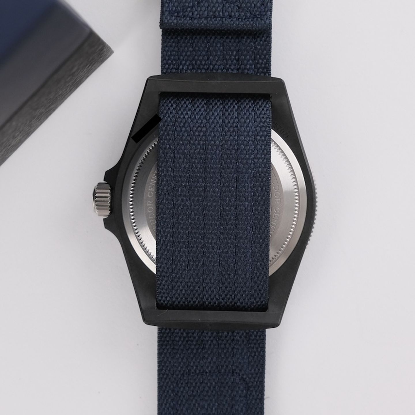 Tudor Pelagos 25707KN (2023) - Blue dial 42 mm Carbon case (8/8)