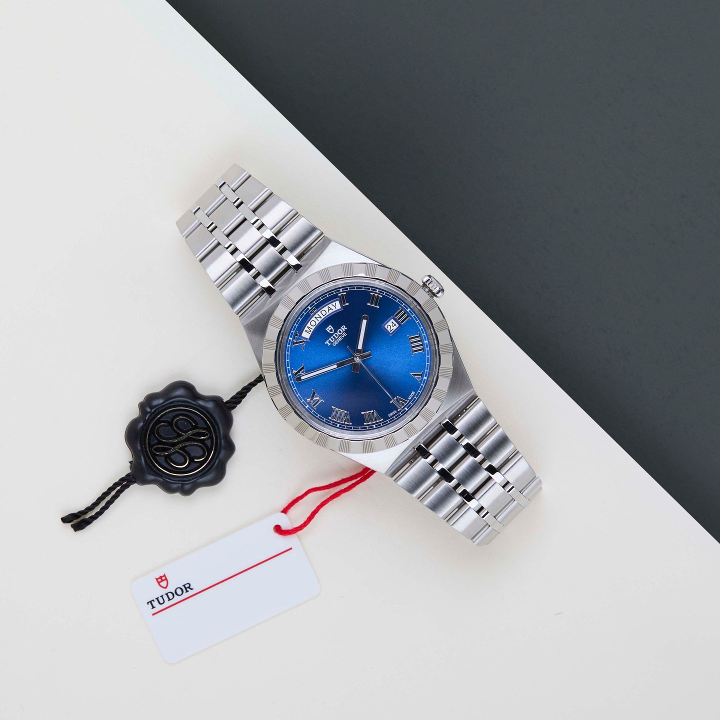 Tudor Royal 28600 - (2/8)