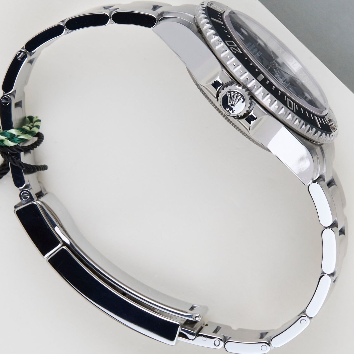 Rolex Sea-Dweller 4000 116600 (2015) - Black dial 40 mm Steel case (7/8)