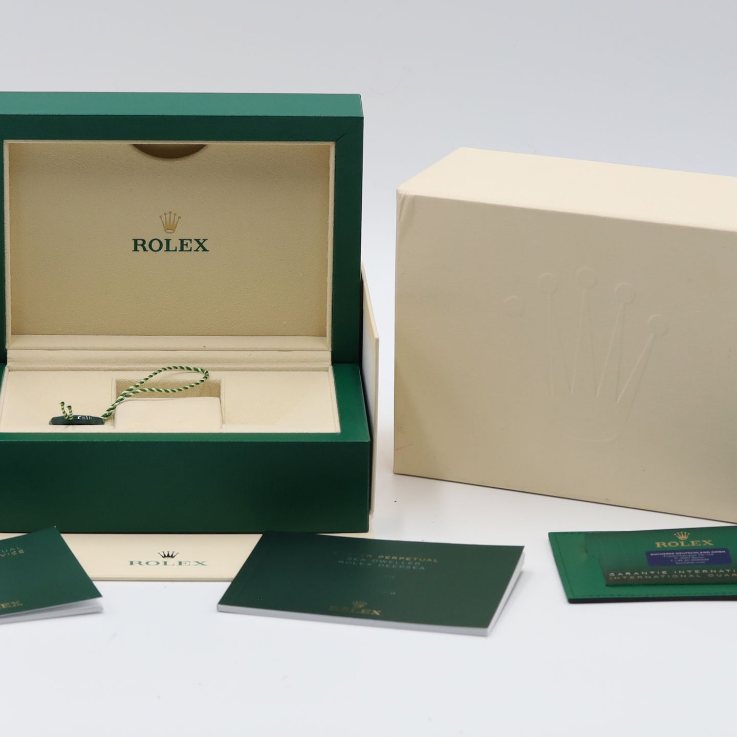 Rolex Sea-Dweller 126600 - (8/8)