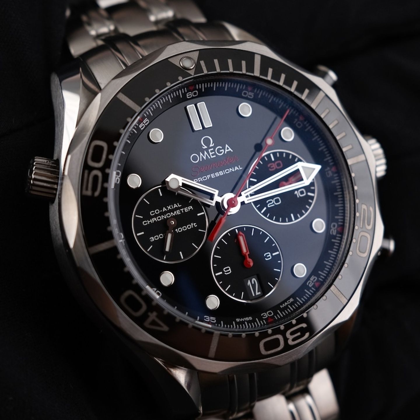 Omega Seamaster Diver 300 M 212.30.44.50.01.001 (2014) - Black dial 44 mm Steel case (4/8)