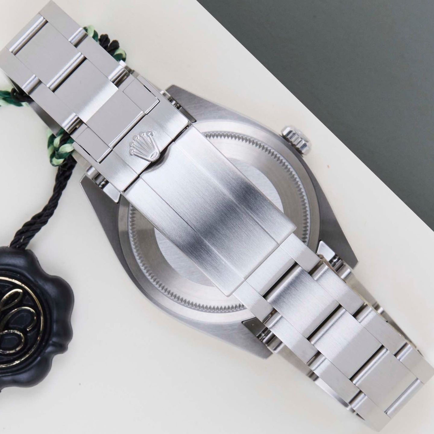 Rolex Explorer 124270 - (6/8)