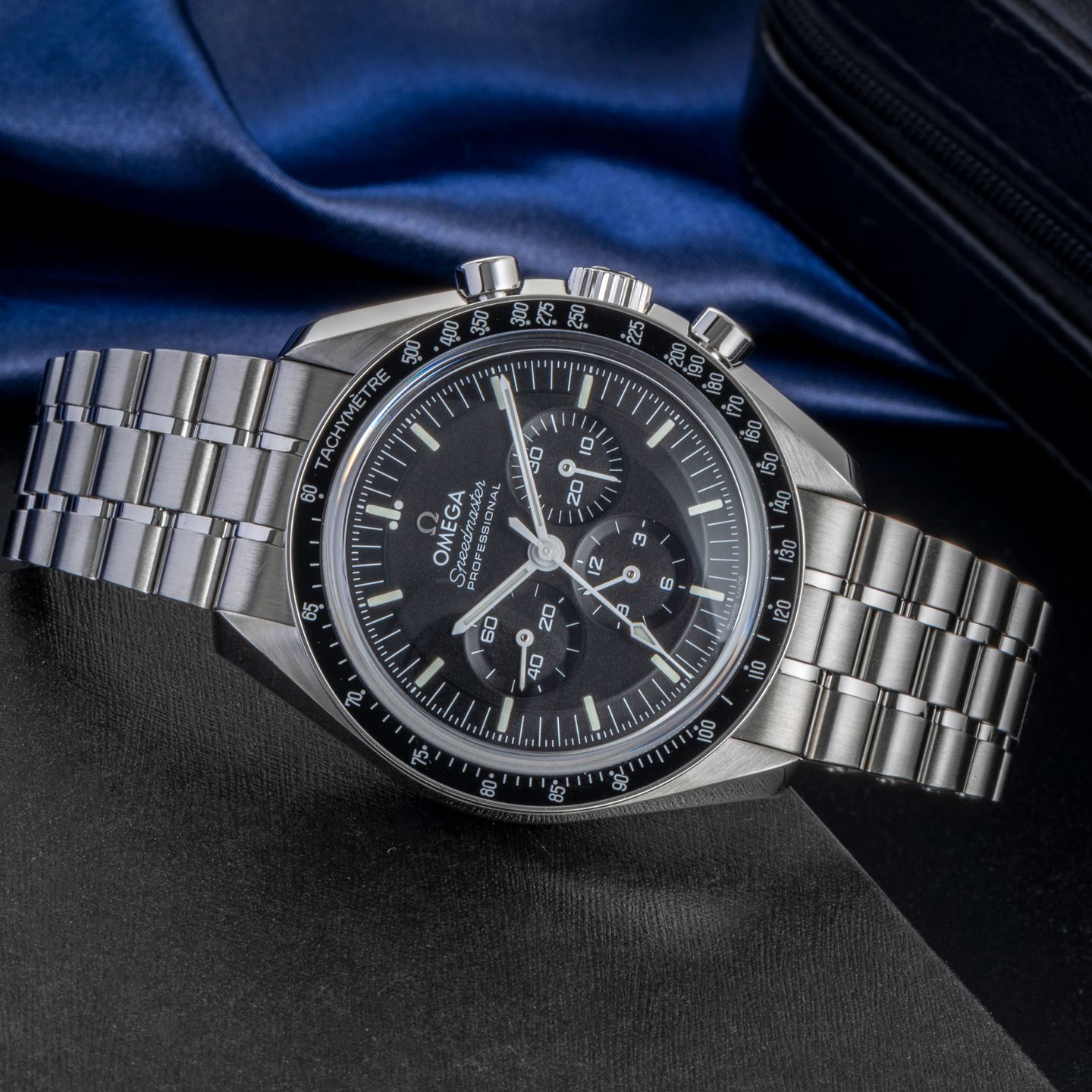 Omega Speedmaster Professional Moonwatch 310.30.42.50.01.002 - (2/8)