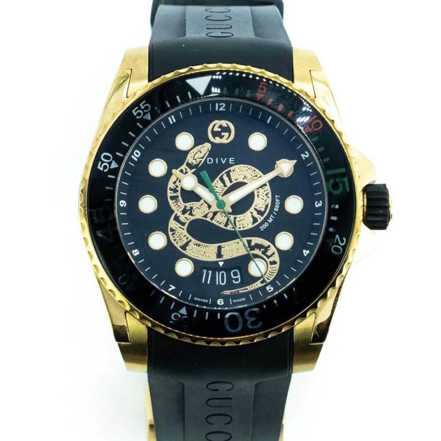 Gucci Dive YA136219 (2023) - Black dial 45 mm Gold/Steel case (1/3)