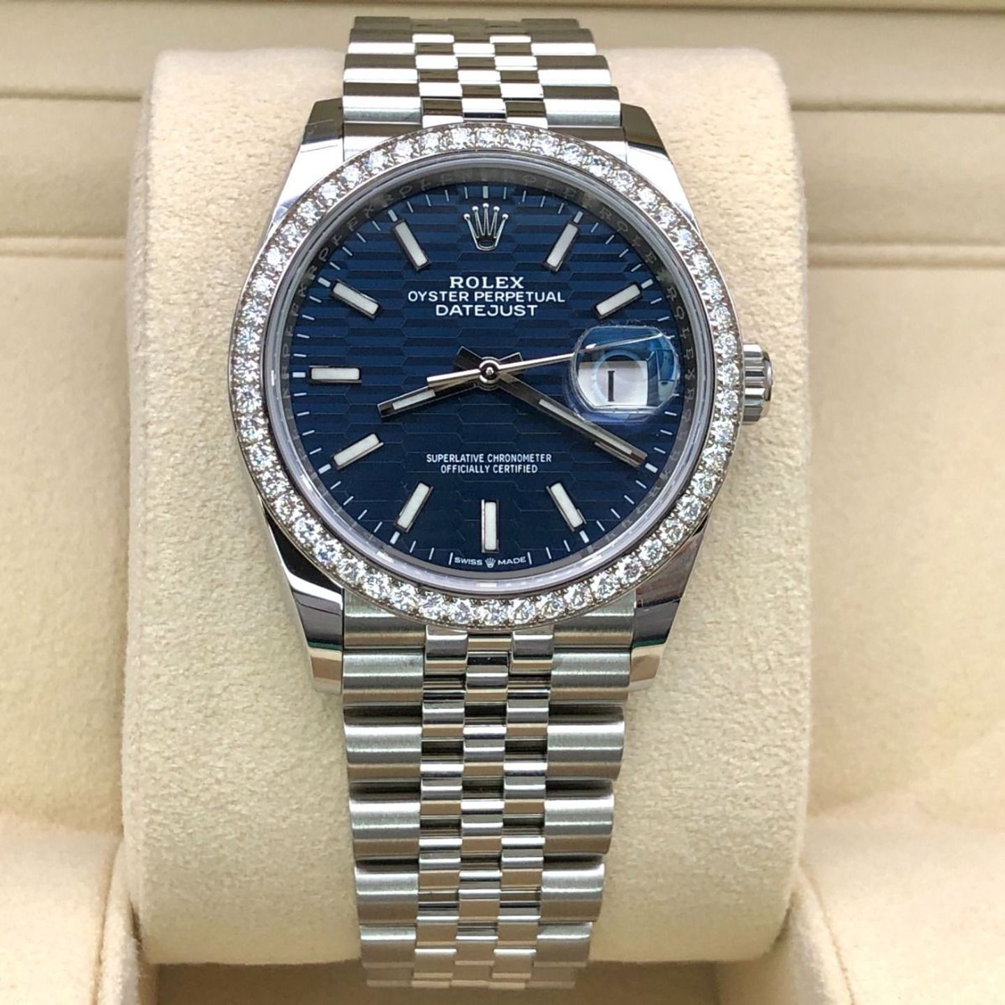 Rolex Datejust 36 126284RBR (2021) - Blauw wijzerplaat 36mm Staal (2/8)