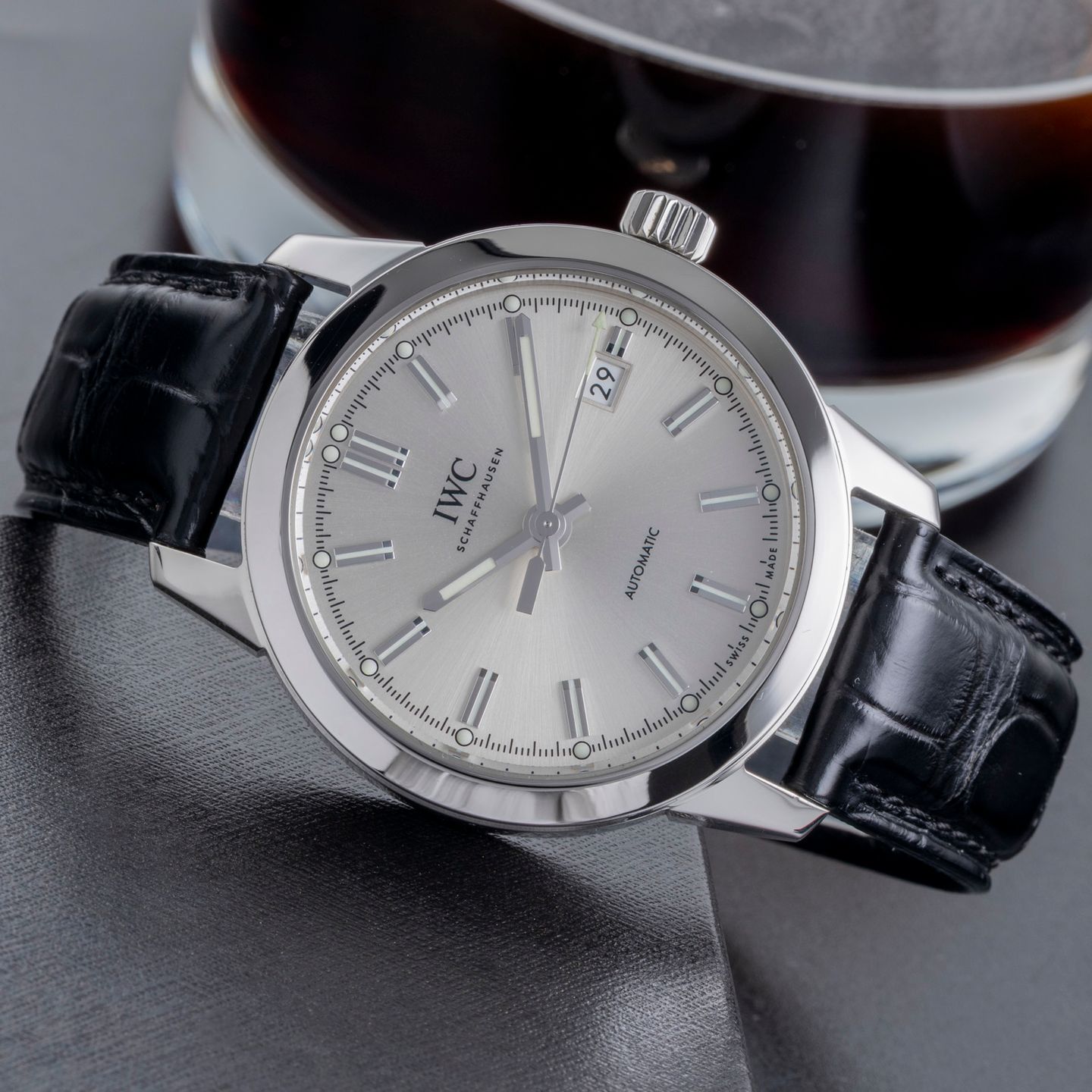 IWC Ingenieur Automatic IW357001 - (2/8)