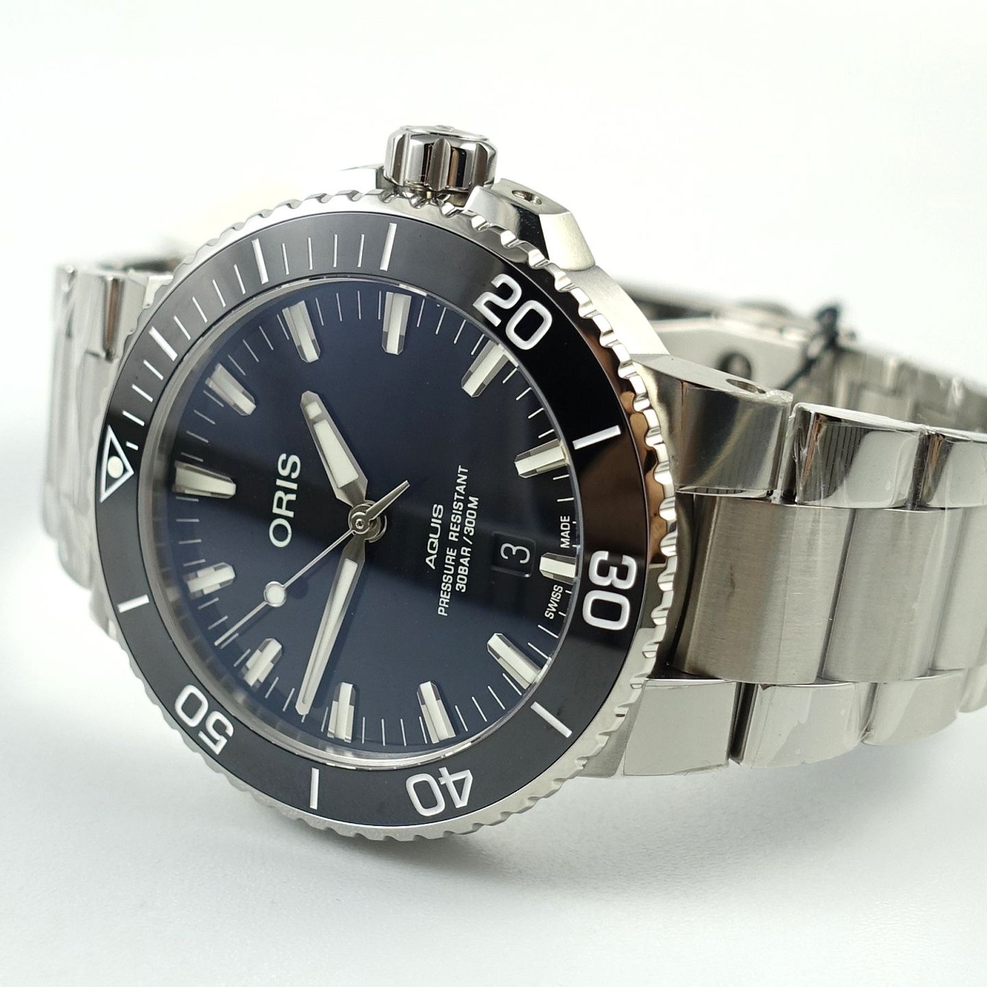 Oris Aquis Date 01 733 7730 4134 - (5/7)