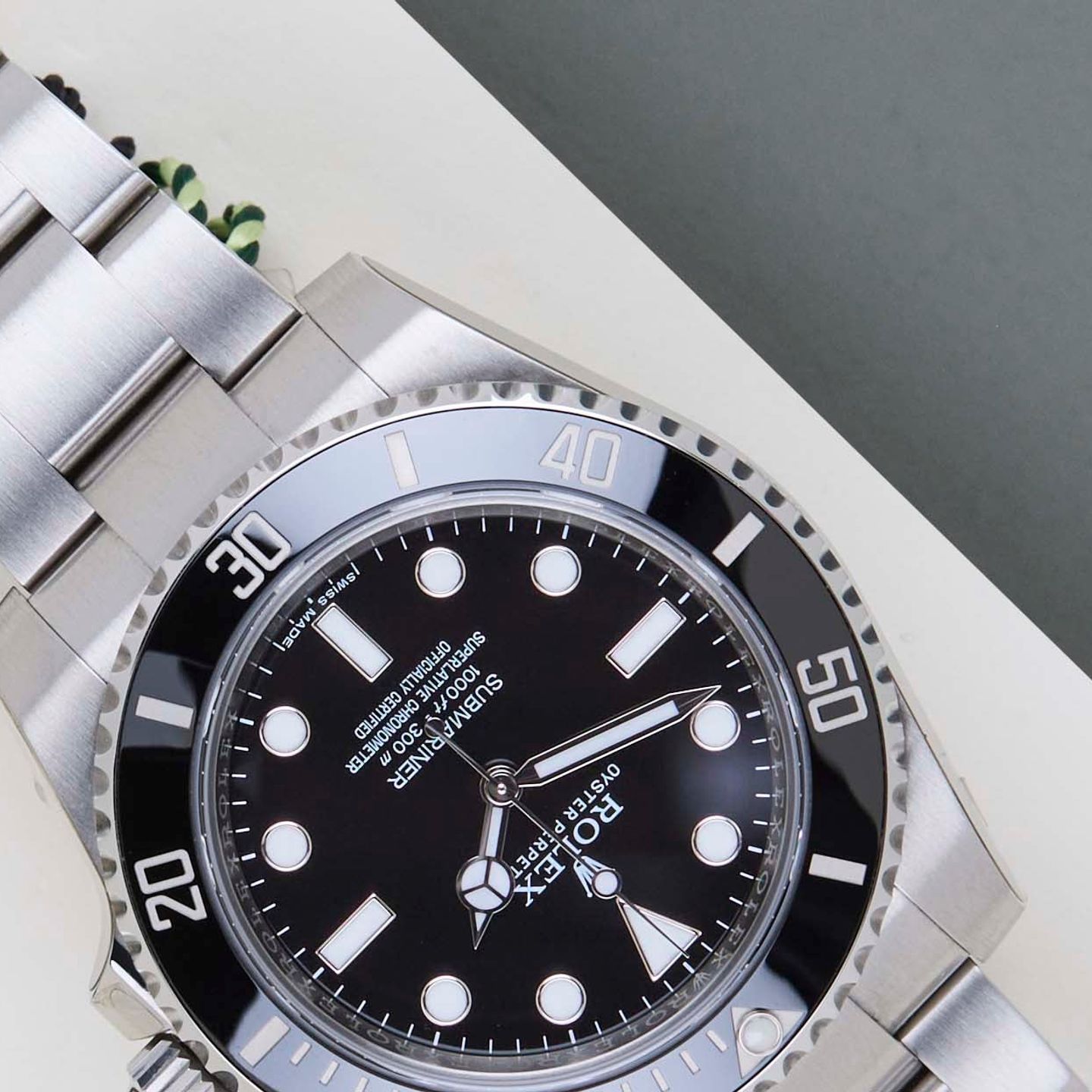 Rolex Submariner No Date 114060 (2016) - Black dial 40 mm Steel case (4/8)