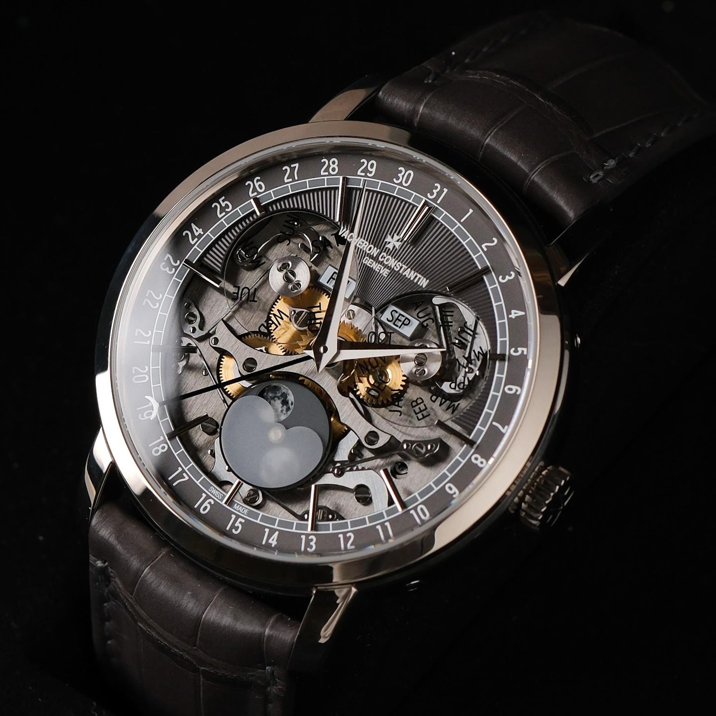 Vacheron Constantin Traditionnelle 4020T/000G-B655 (2022) - Transparent dial 41 mm White Gold case (1/8)