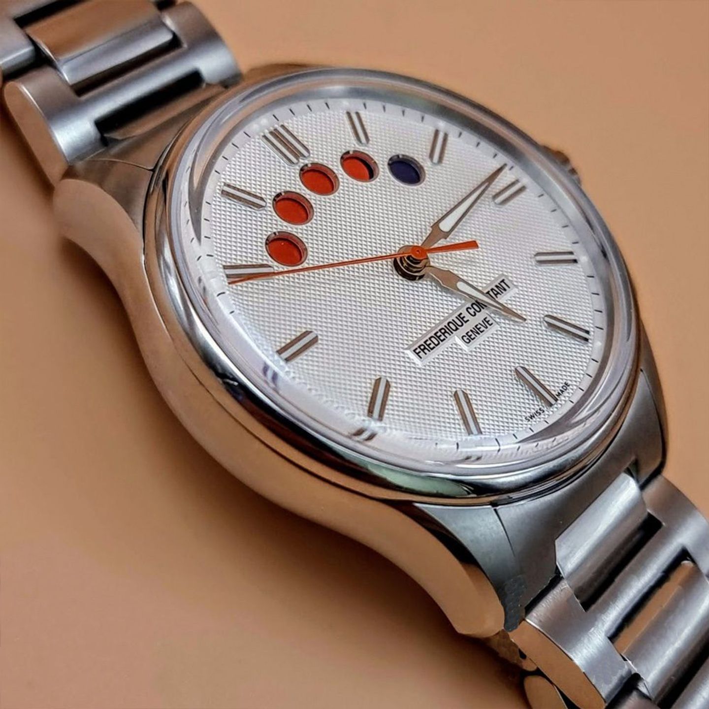 Frederique Constant Yacht Timer GMT FC-380ST4H6B (2025) - Wit wijzerplaat 42mm Staal (2/8)