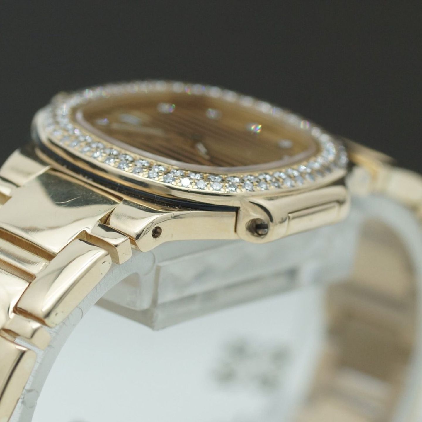 Patek Philippe Nautilus 4700/54 (1991) - Champagne dial 27 mm Yellow Gold case (8/8)