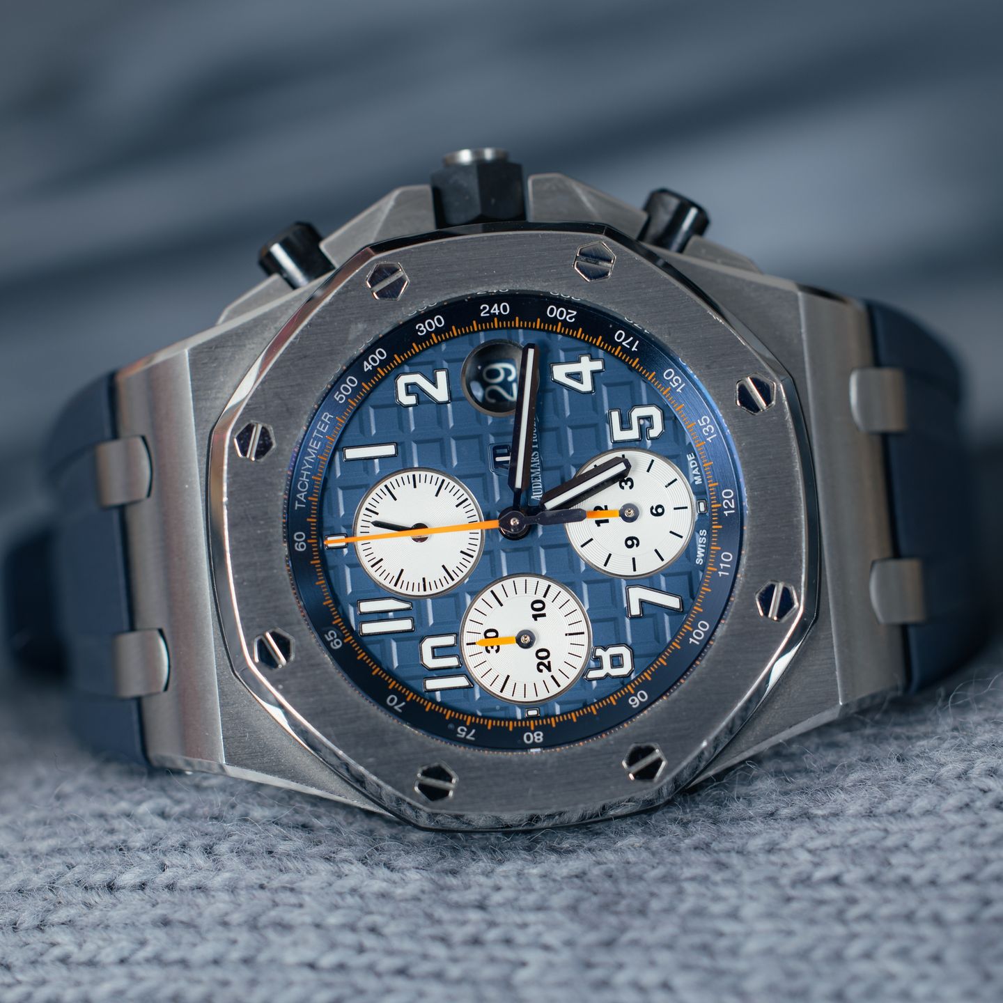 Audemars Piguet Royal Oak Offshore Chronograph 26470ST.OO.A027CA.01 (Unknown (random serial)) - Blue dial 42 mm Steel case (3/5)
