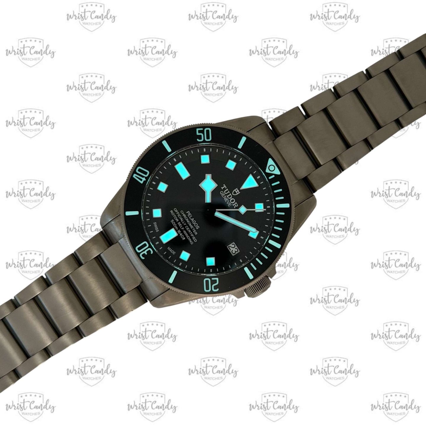 Tudor Pelagos 25600TN (2016) - Black dial 42 mm Titanium case (5/8)