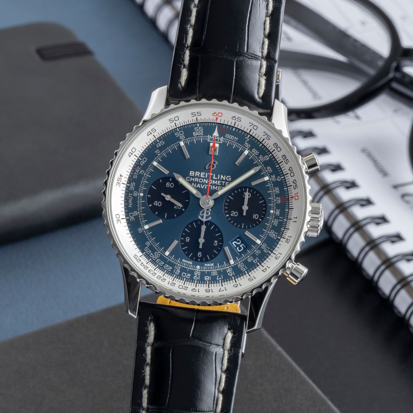 Breitling Navitimer 1 B01 Chronograph AB0121211C1P1 - (3/8)