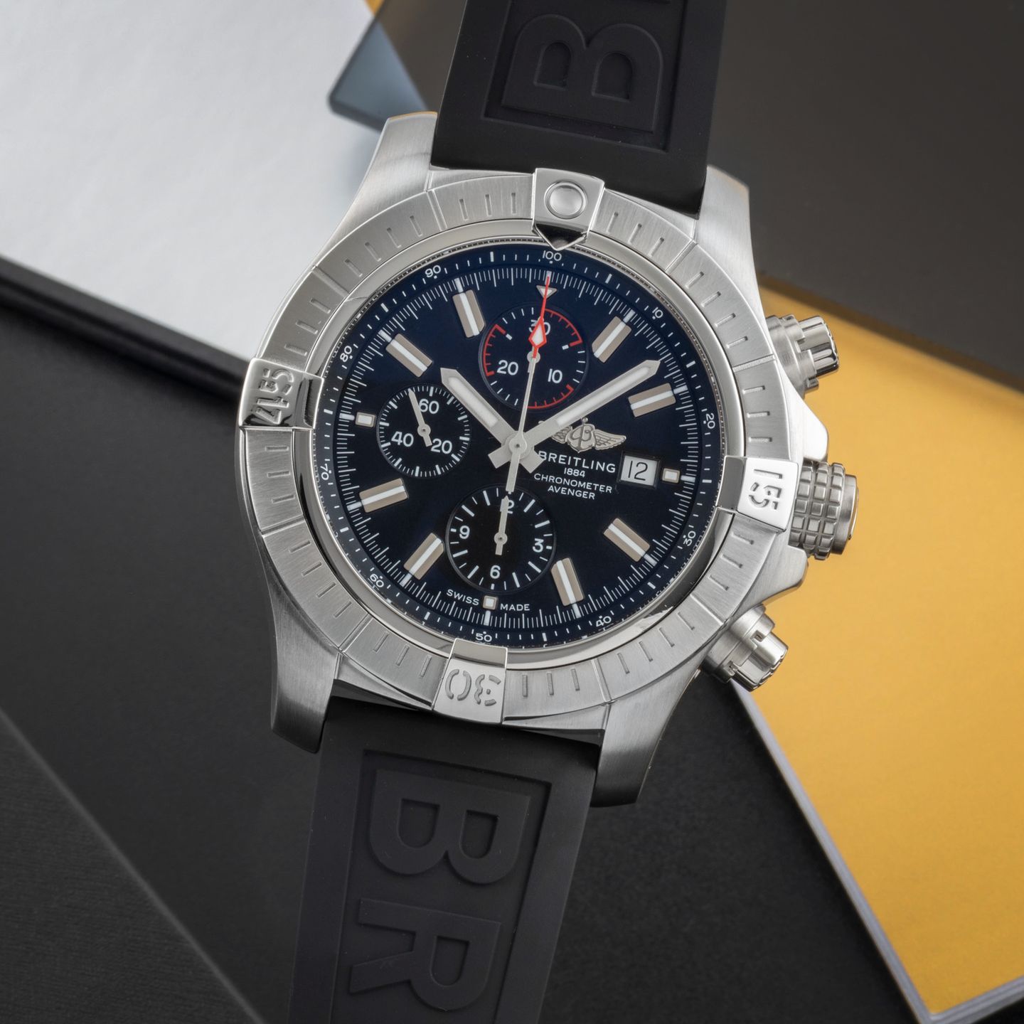 Breitling Super Avenger A13375 (Onbekend (willekeurig serienummer)) - Zwart wijzerplaat 48mm Staal (3/8)