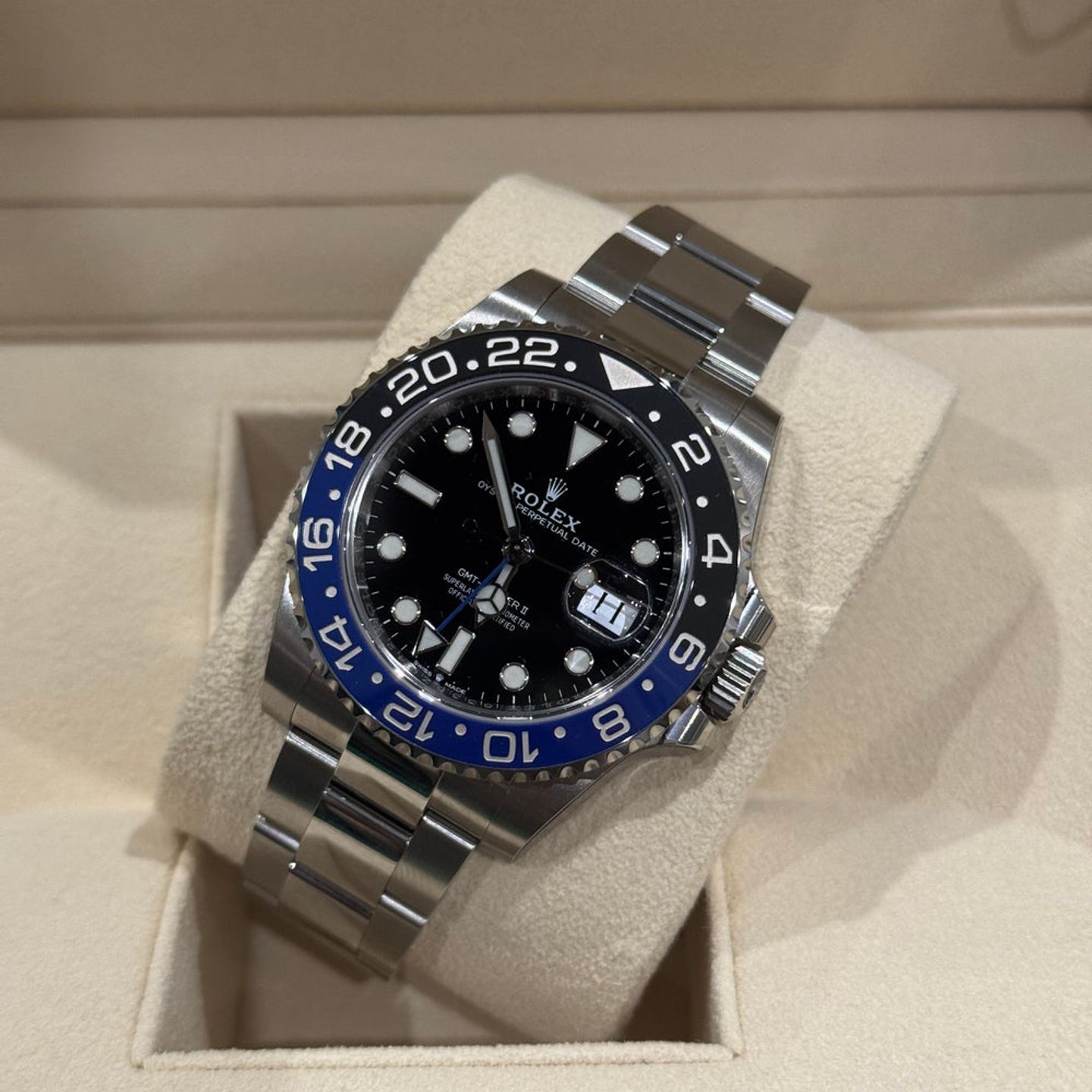 Rolex GMT-Master II 126710BLNR (2025) - Black dial 40 mm Steel case (6/6)