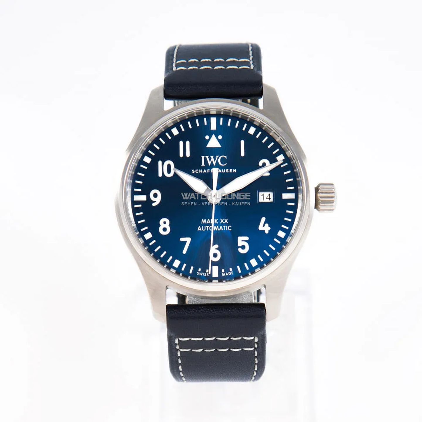 IWC Pilot Mark IW328203 (2024) - Blue dial 40 mm Steel case (3/8)
