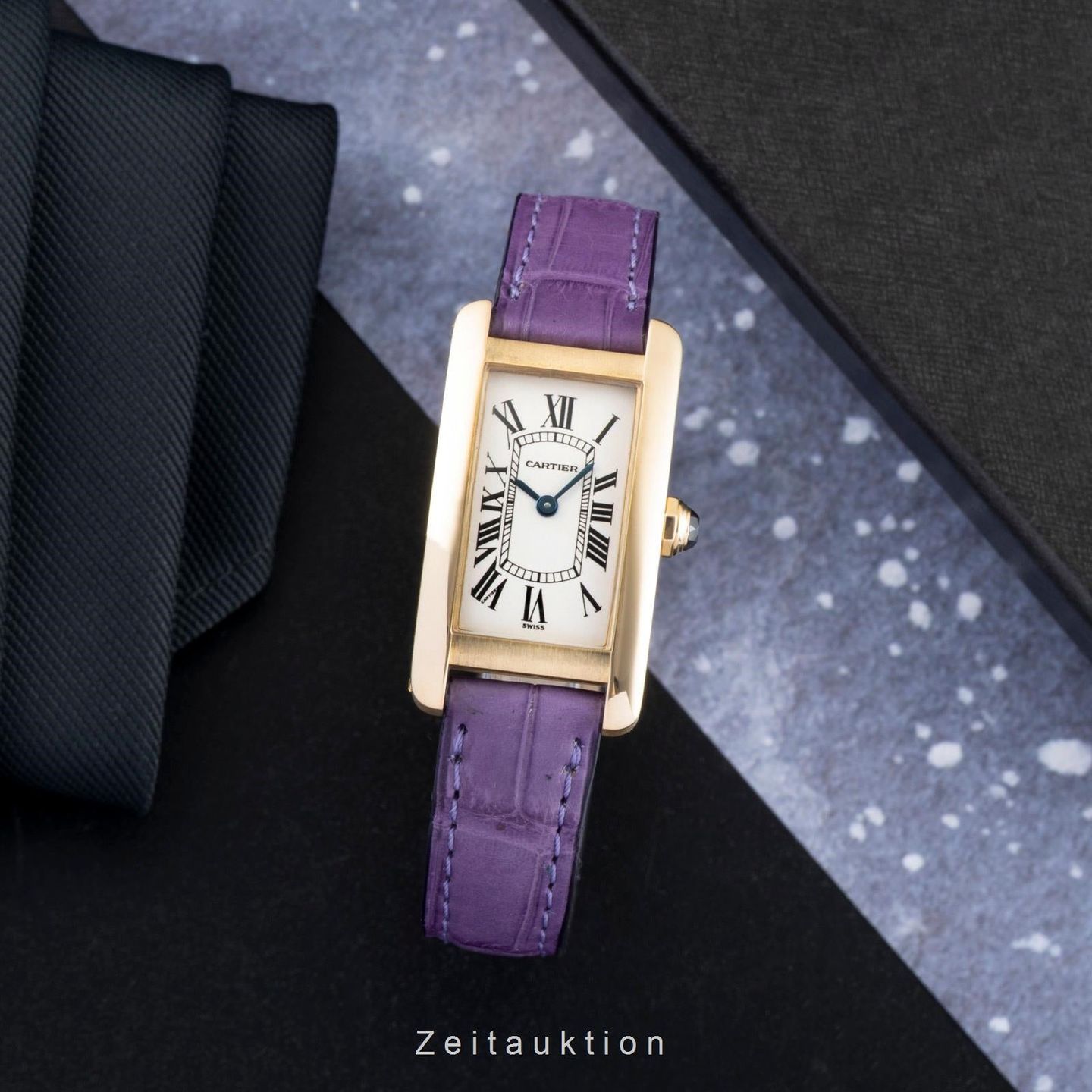 Cartier Tank Américaine W2601556 - (3/8)