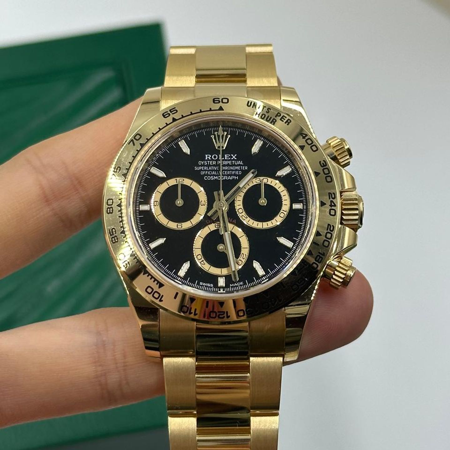 Rolex Daytona 126508 - (4/8)