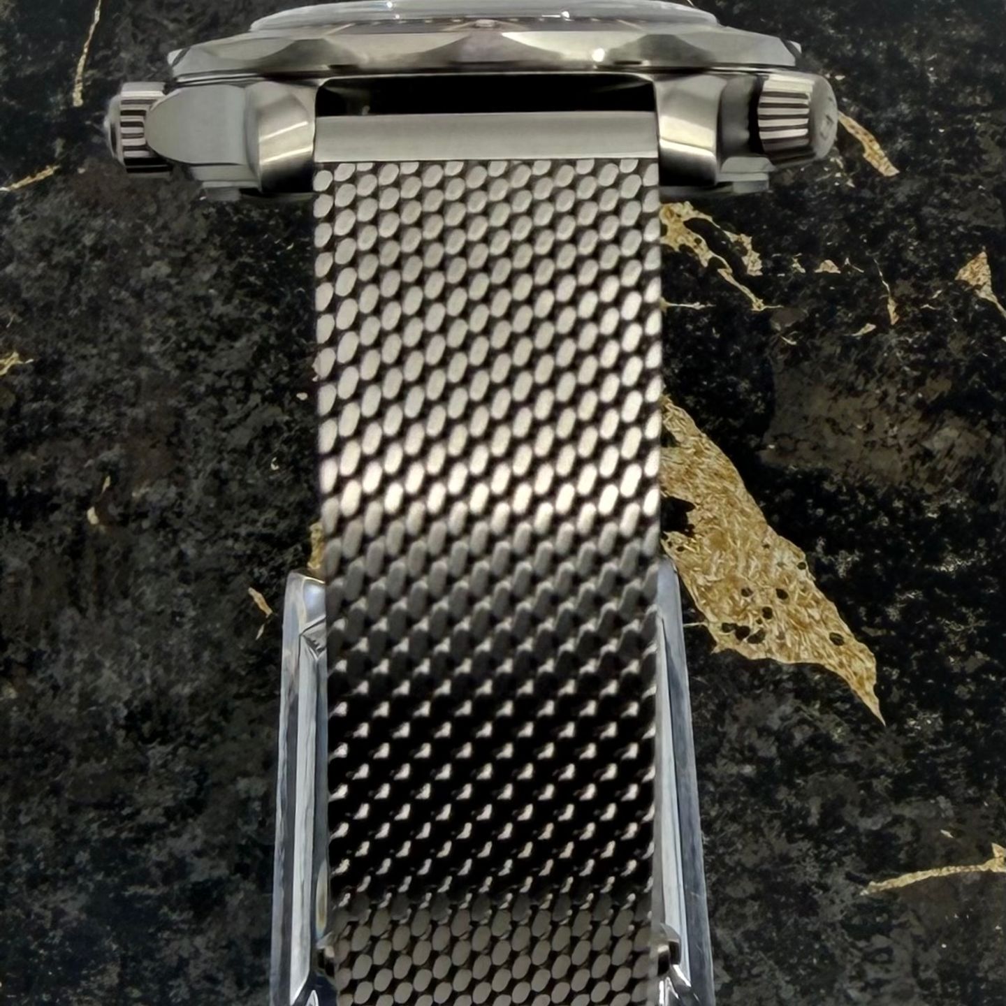 Omega Seamaster Diver 300 M 210.90.42.20.01.001 (2026) - Bruin wijzerplaat 42mm Titanium (6/8)