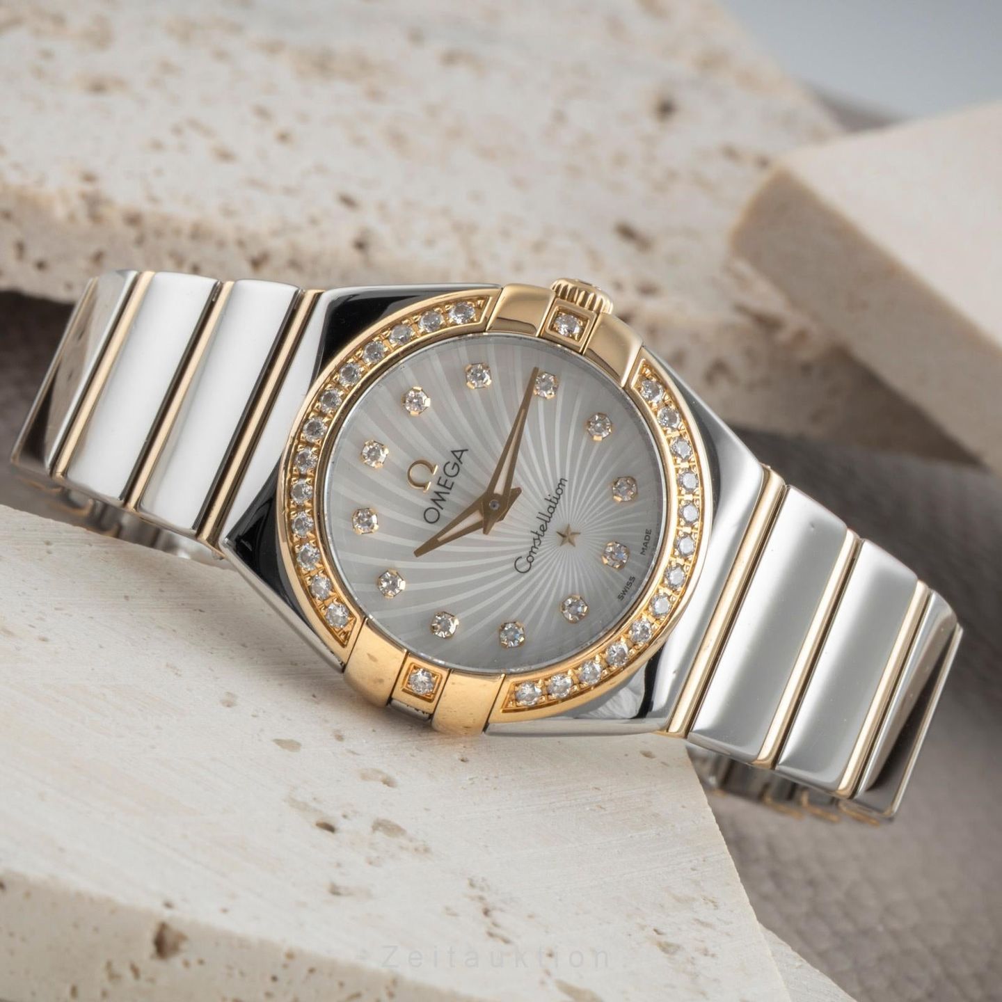 Omega Constellation Quartz 123.25.24.60.55.006 - (2/8)