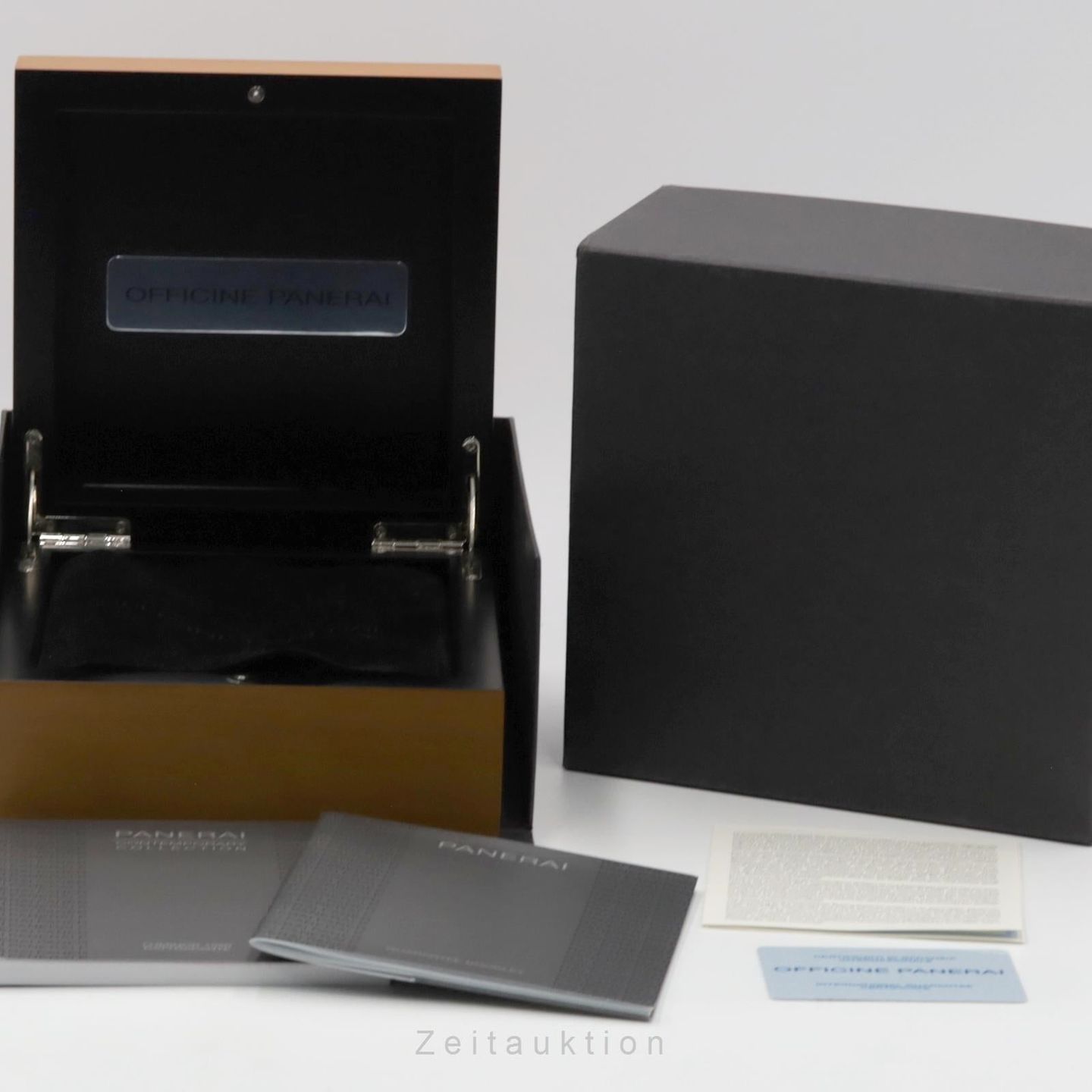 Panerai Special Editions PAM00362 (2010) - Zwart wijzerplaat 44mm Staal (7/8)