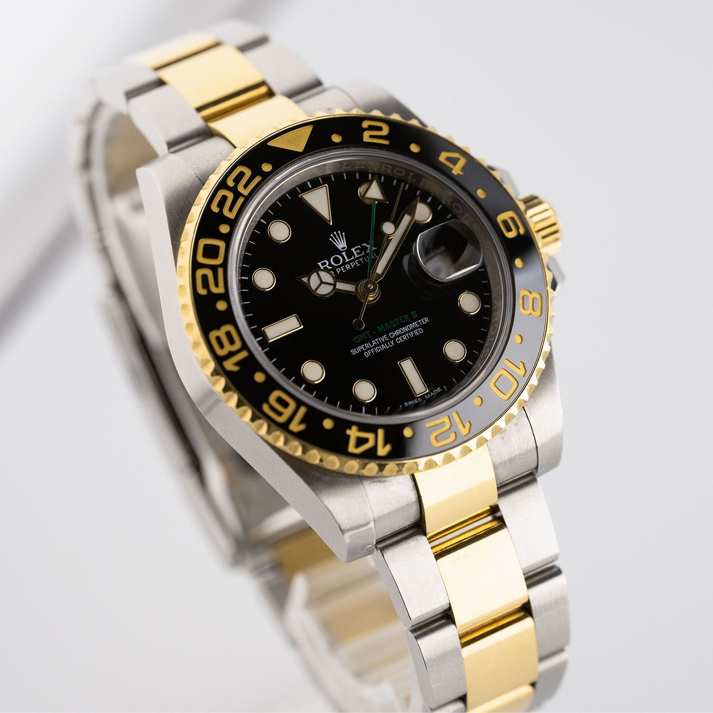 Rolex GMT-Master II 116713LN (2006) - Black dial 40 mm Gold/Steel case (3/6)