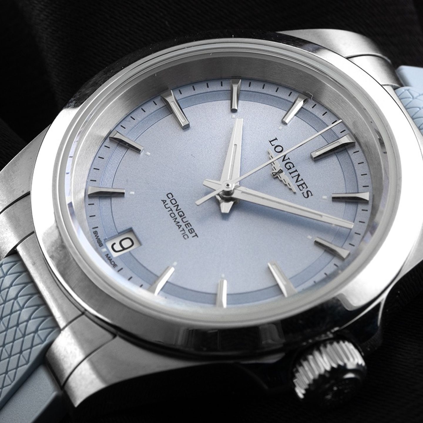 Longines Conquest L3.430.4.92.9 (2025) - Blue dial 34 mm Steel case (2/6)