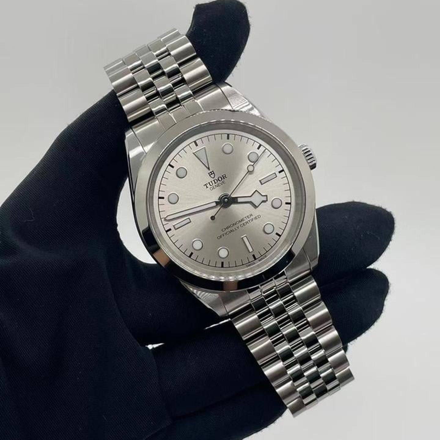 Tudor Black Bay 79680 - (1/10)