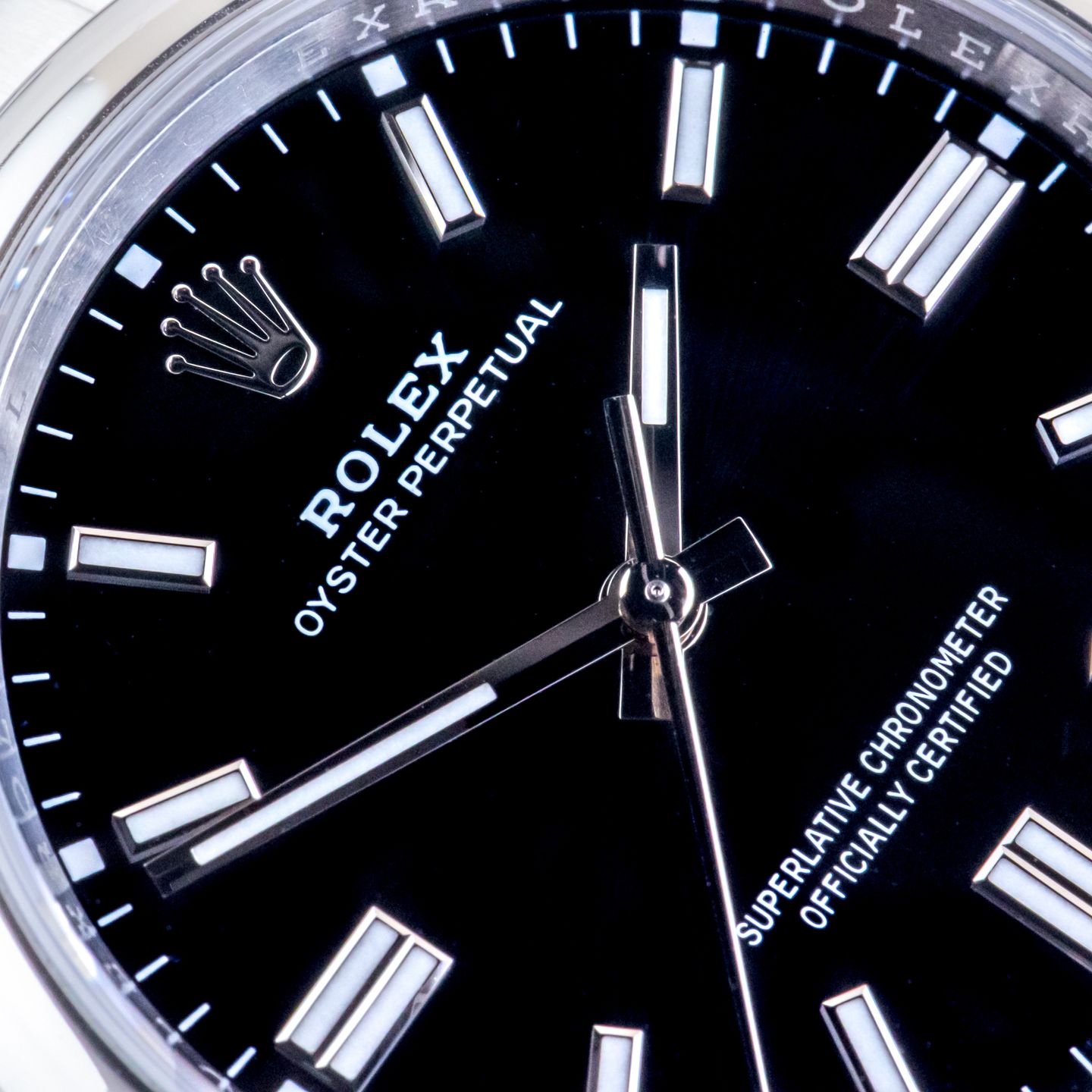 Rolex Oyster Perpetual 36 126000 - (2/8)