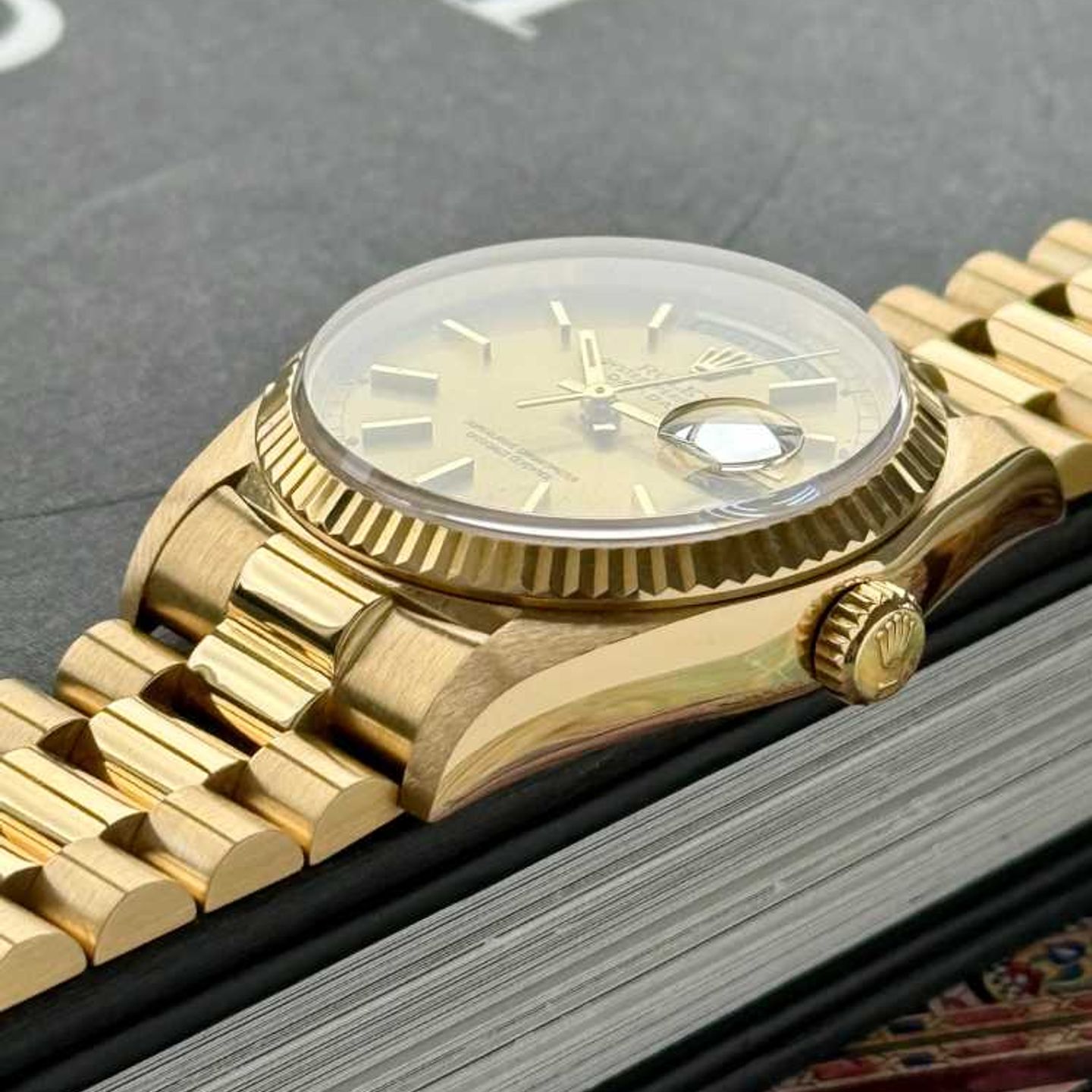 Rolex Day-Date 18038 (1987) - Gold dial 36 mm Yellow Gold case (8/8)