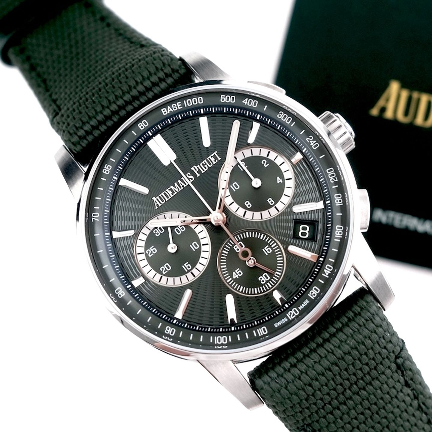 Audemars Piguet CODE 11.59 26393ST.OO.A056KB.01 (2024) - Green dial 41 mm Steel case (1/2)