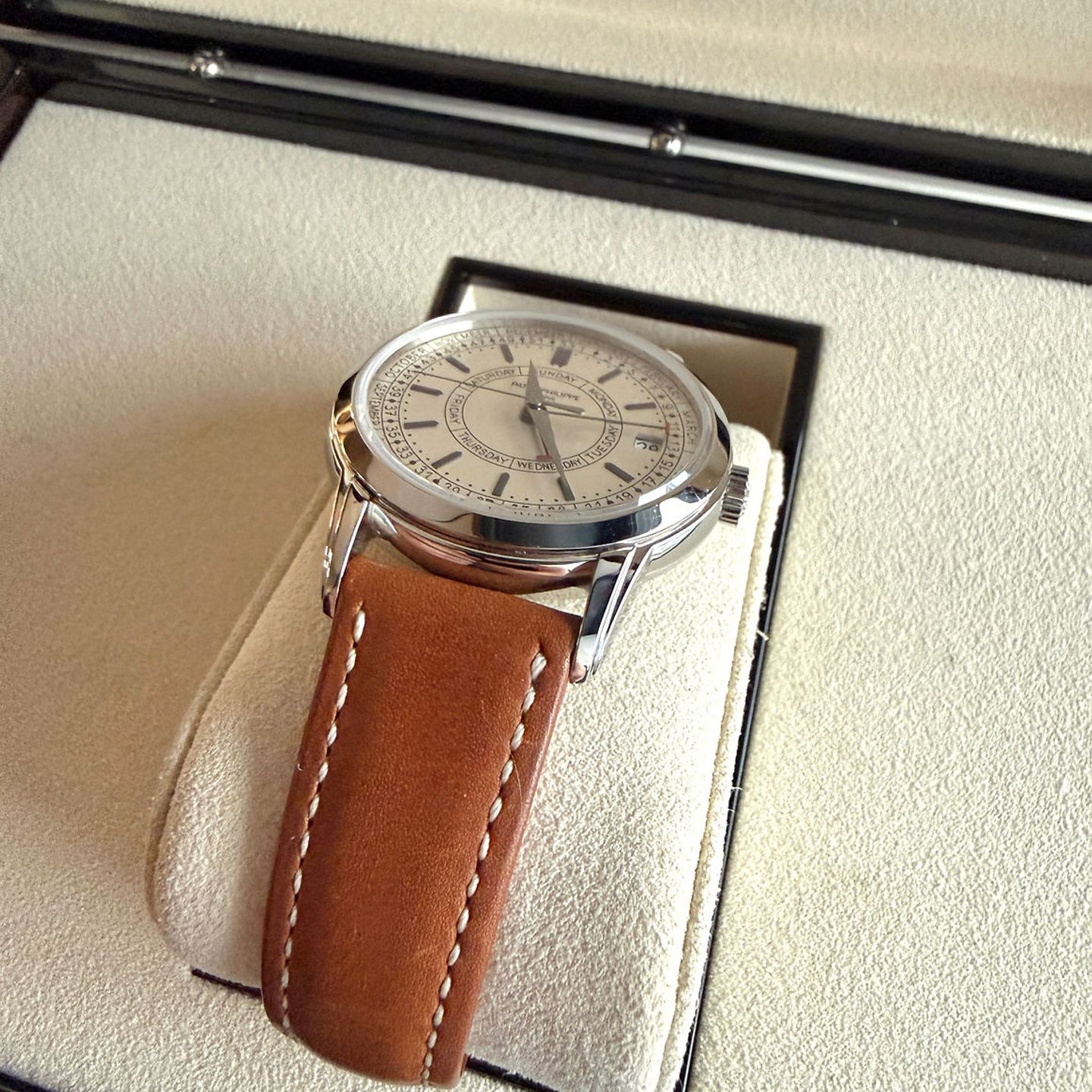 Patek Philippe Calatrava 5212A-001 (2020) - Zilver wijzerplaat 40mm Staal (4/5)