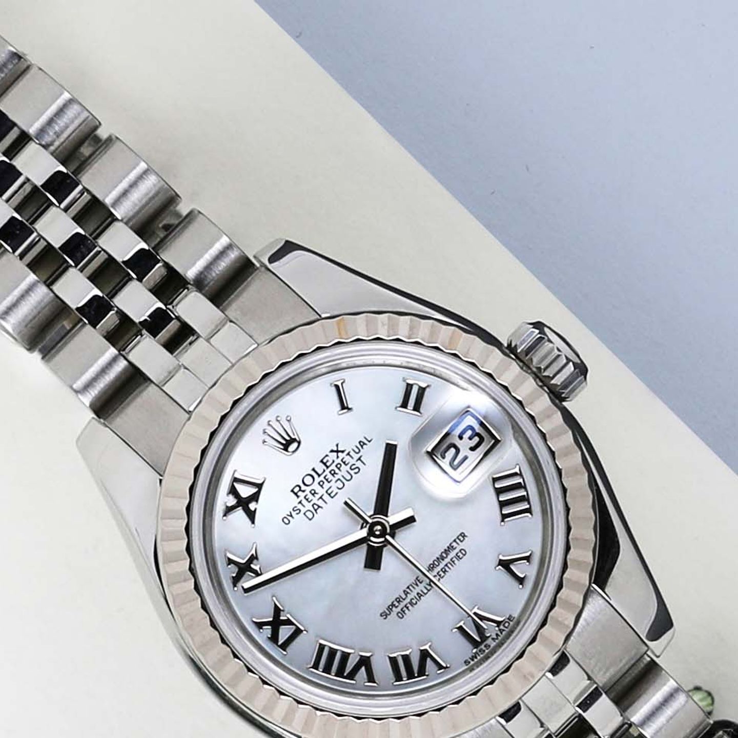 Rolex Lady-Datejust 179174 (2016) - Parelmoer wijzerplaat 26mm Staal (2/7)