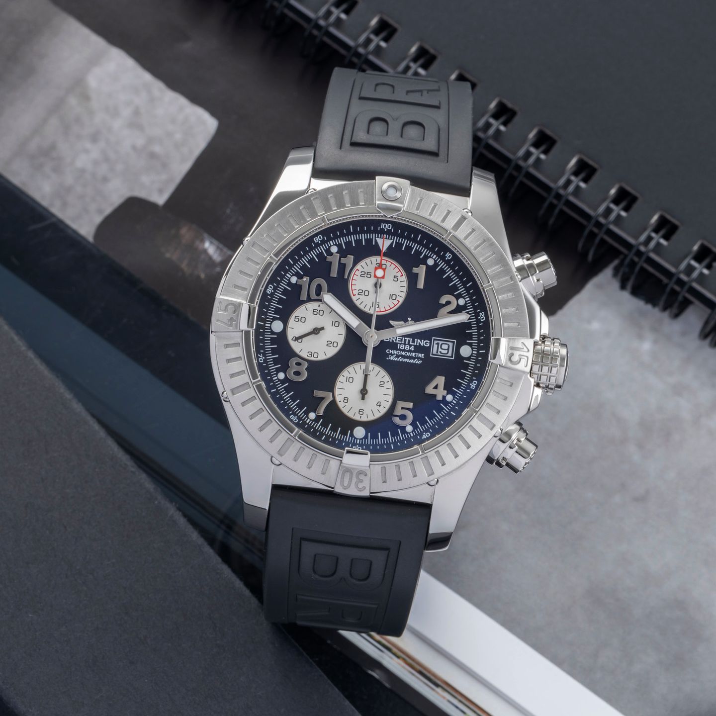 Breitling Super Avenger A13370 (Unknown (random serial)) - 48 mm Steel case (1/8)