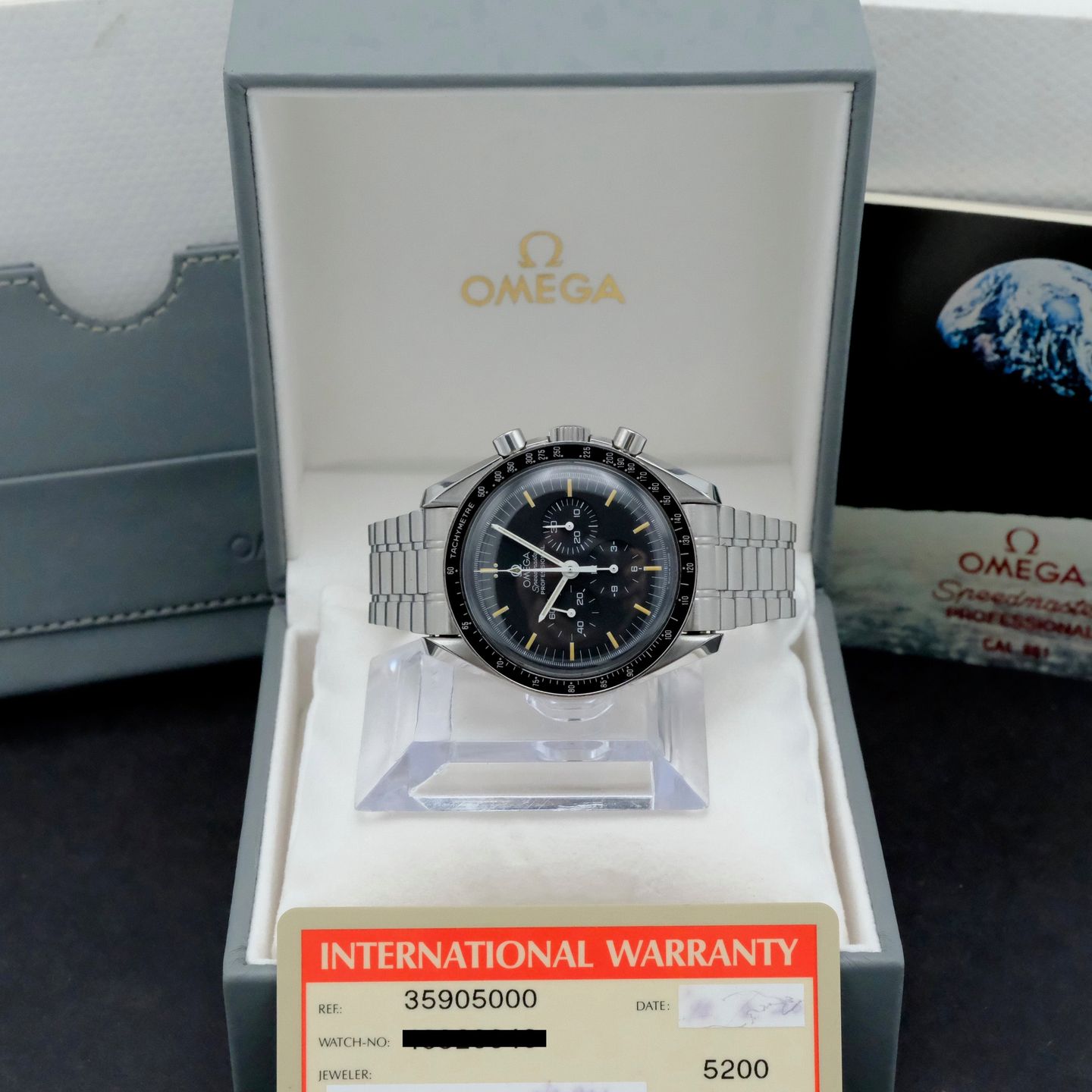 Omega Speedmaster Professional Moonwatch 3590.50 (1995) - Black dial 42 mm Steel case (3/8)