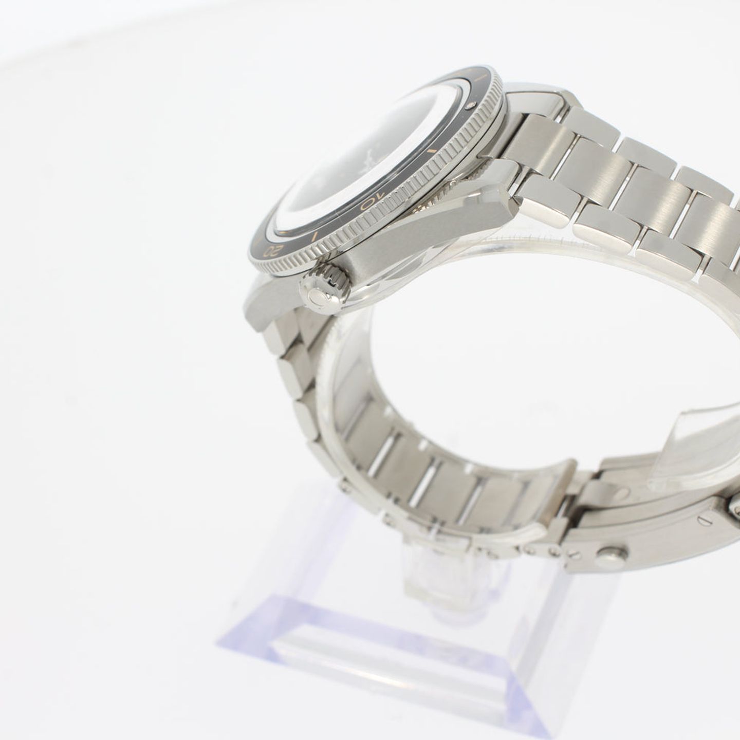 Omega Seamaster 300 234.30.41.21.03.001 - (3/4)