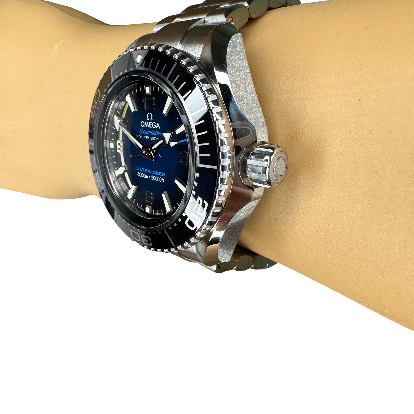 Omega Seamaster Planet Ocean 215.30.46.21.03.001 - (5/8)