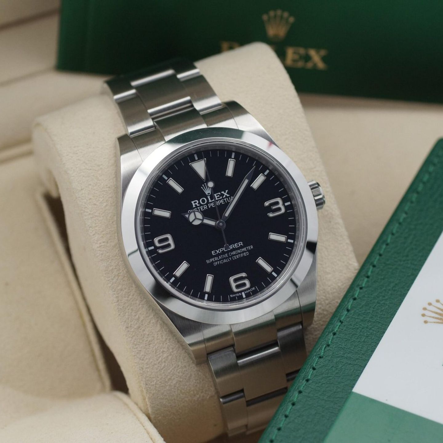 Rolex Explorer 214270 - (1/8)