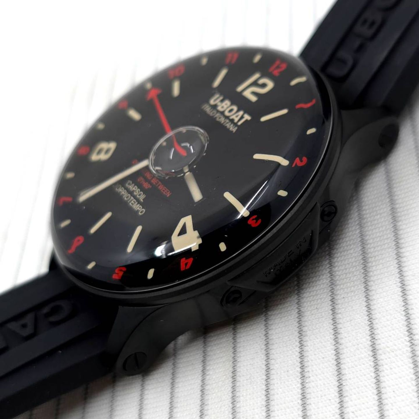 U-Boat Capsoil DLC 8841 (2025) - Black dial 46 mm Steel case (4/8)