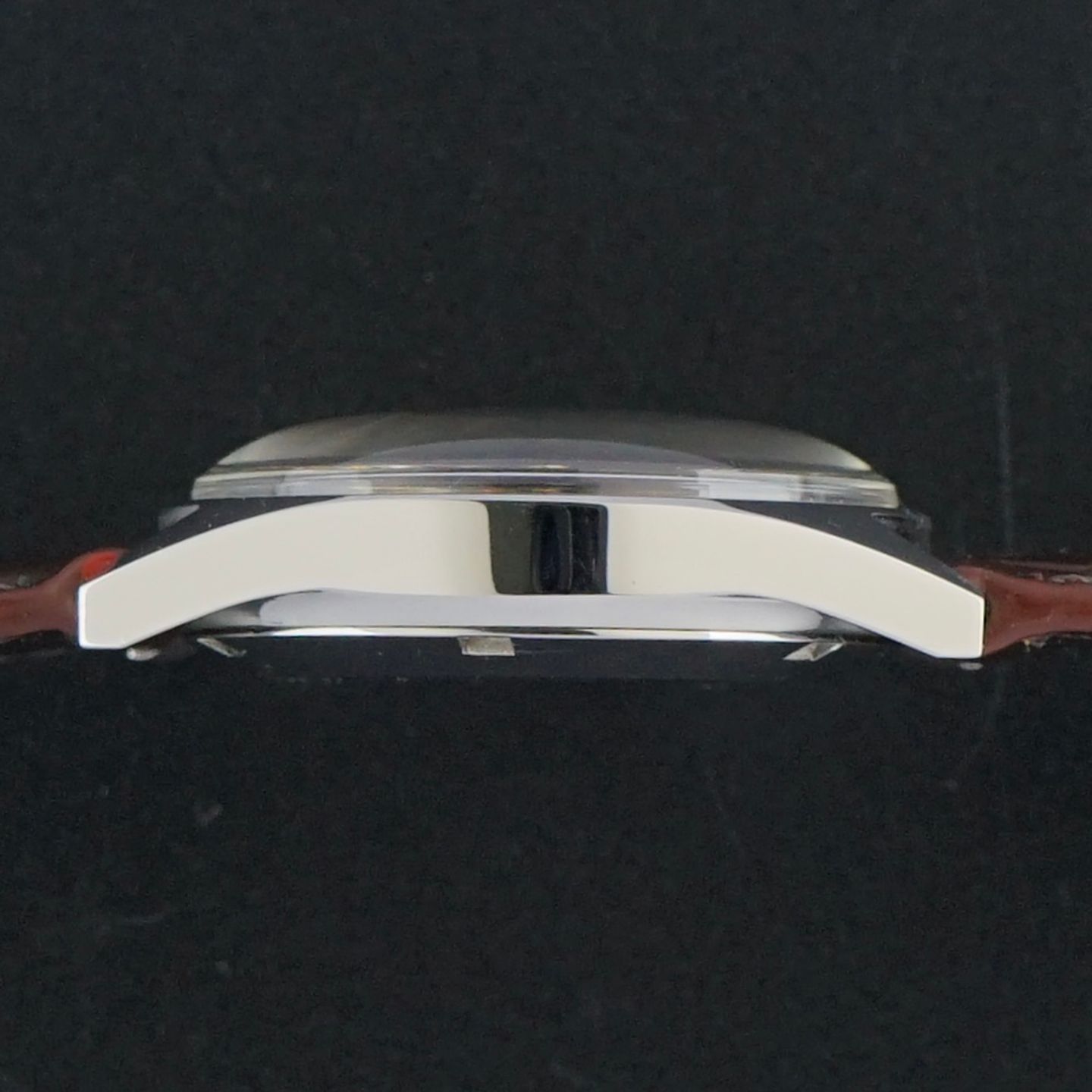 Omega De Ville 146.017 (1969) - Champagne dial 35 mm Steel case (6/8)